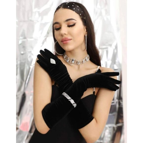BLACK Velvet Long Opera Gloves One Size NEW NIP - Picture 6 of 6